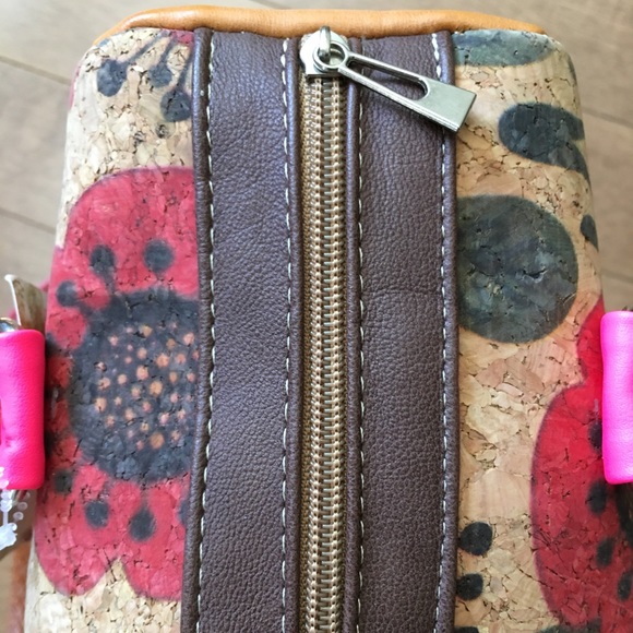 NATURAL CORK Brand new with a original design. - Picture 5 of 8